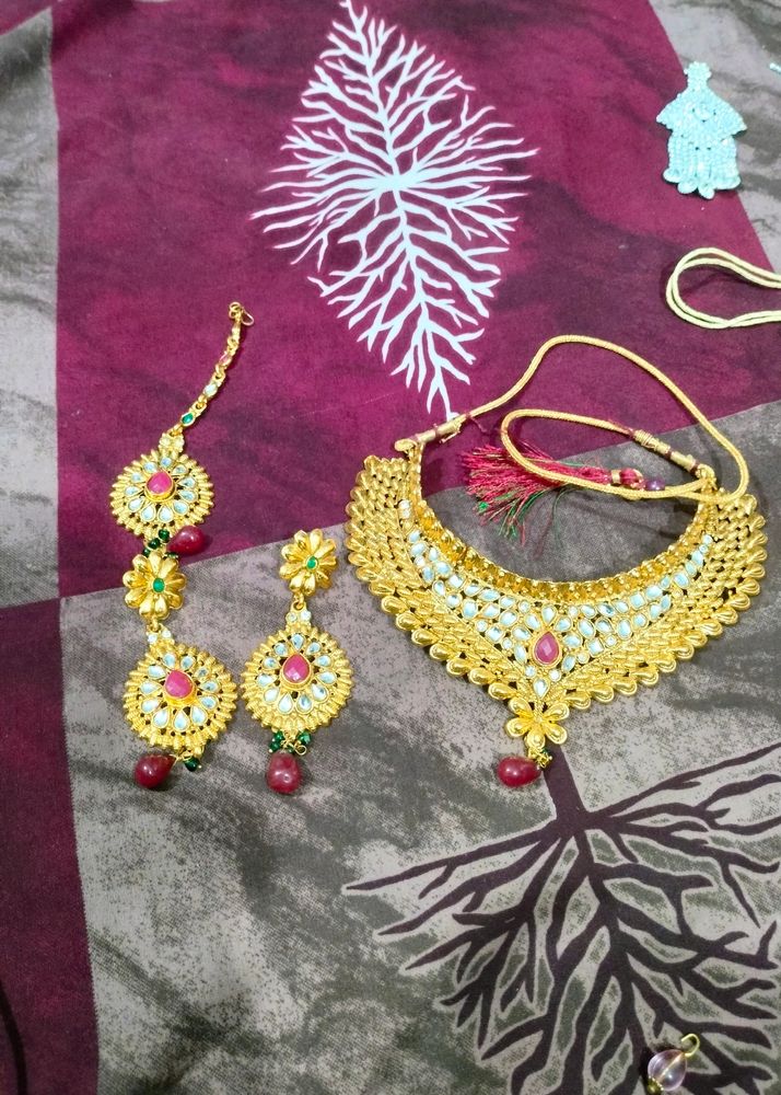 Kundal Gold Set