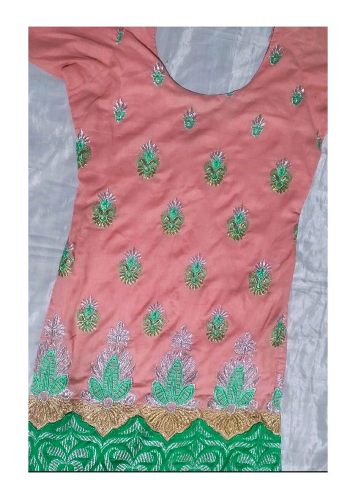 Peach Kurti (Women's)