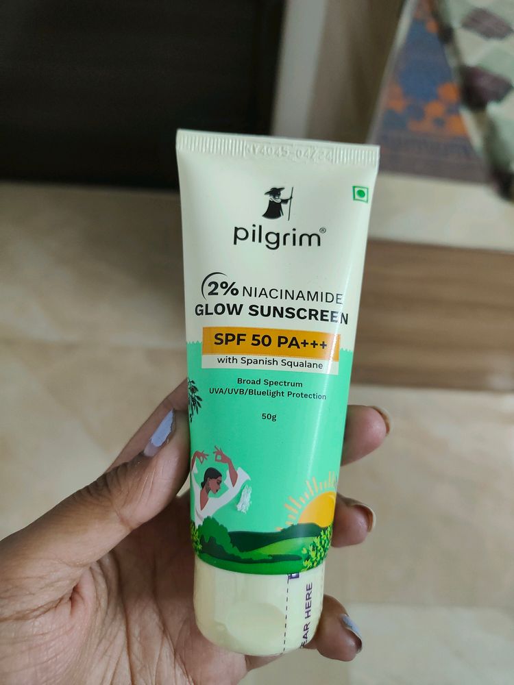 Pilgrim 2% Niacinamide Glow Sunscreen Spf 50