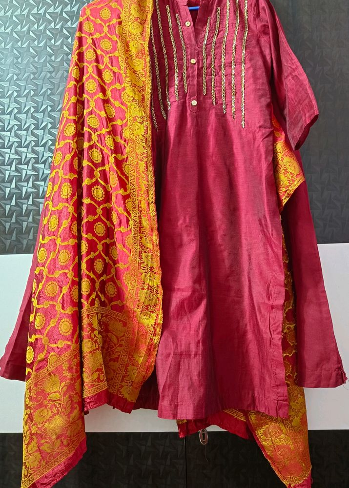 Kurta Suit Set