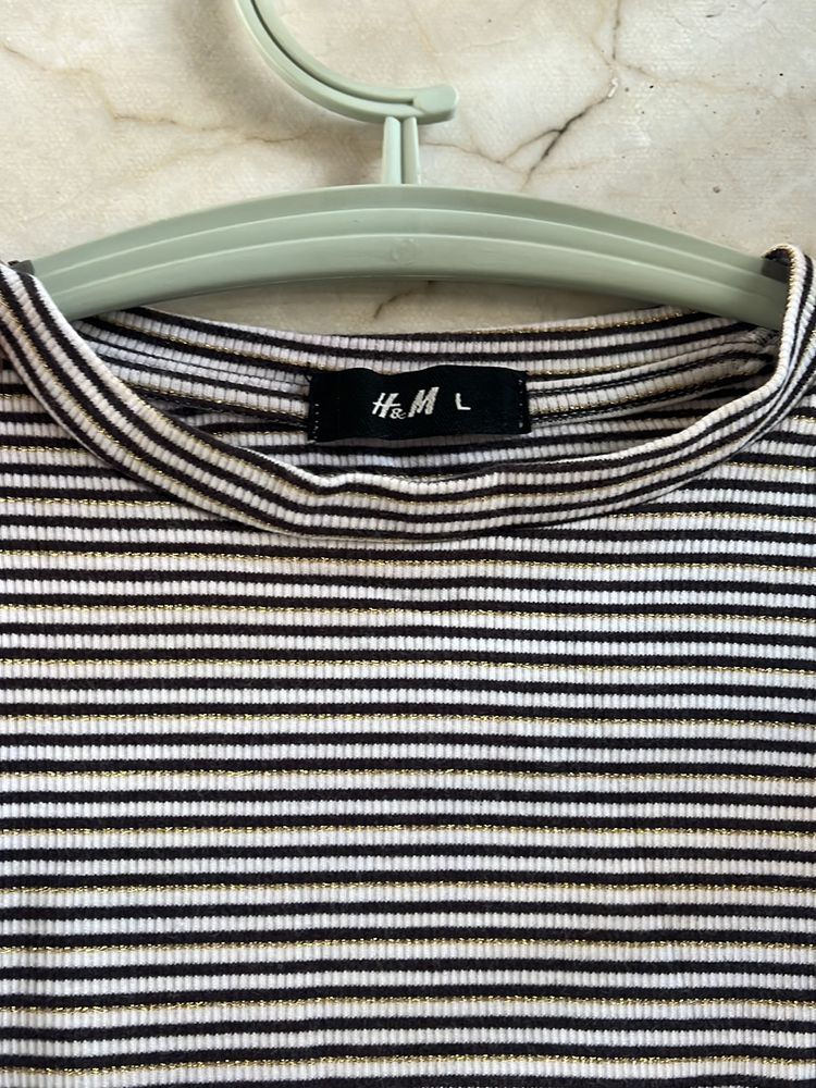 H&M Black and white Crop strip top