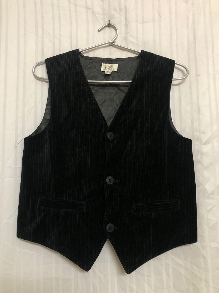 Place Black Cotton Vest