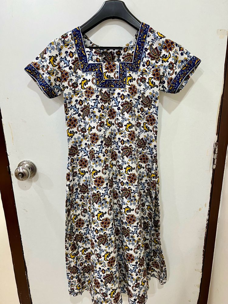 Floral Kurta-size M