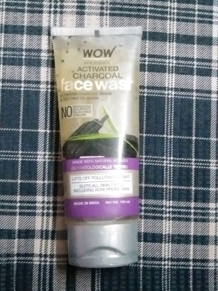 Wow Activated Charcoal Face Wash