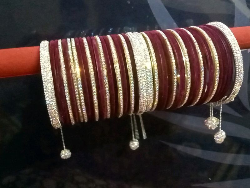 Beautiful Shining Bangles Set