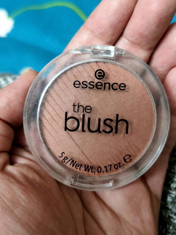 Essence blush