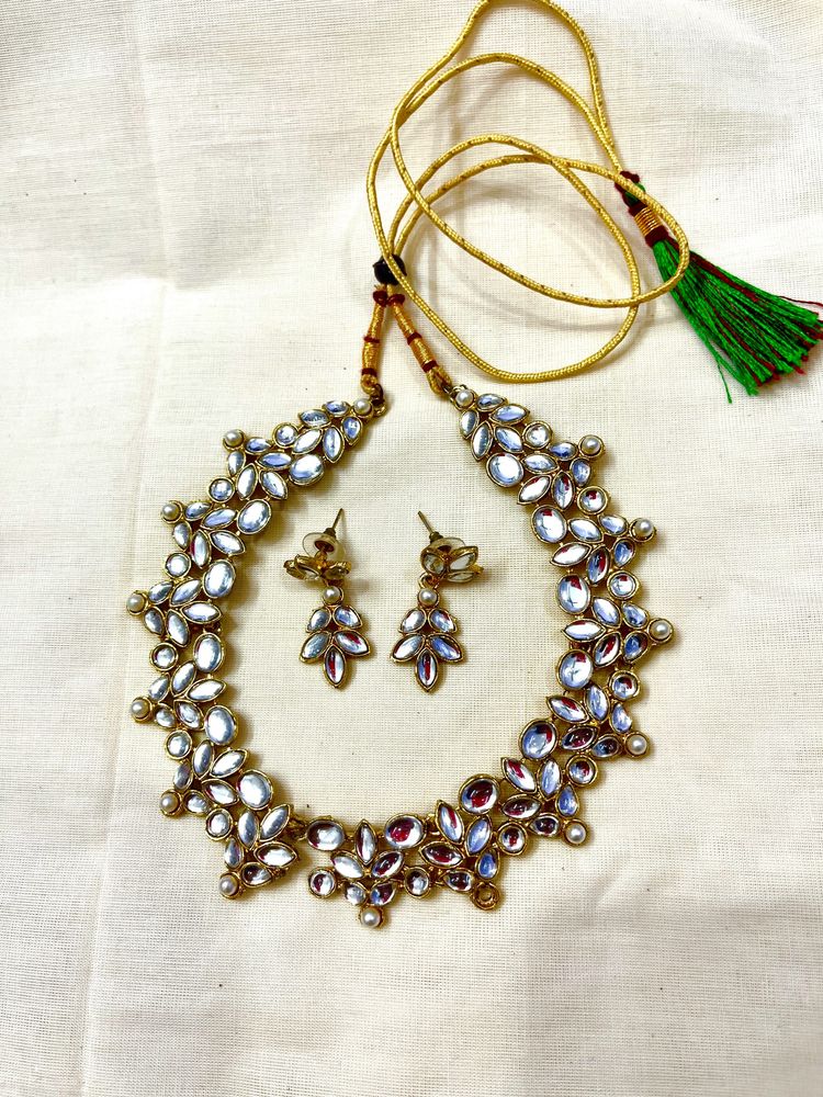 Kuntan Earrings And Necklace Set