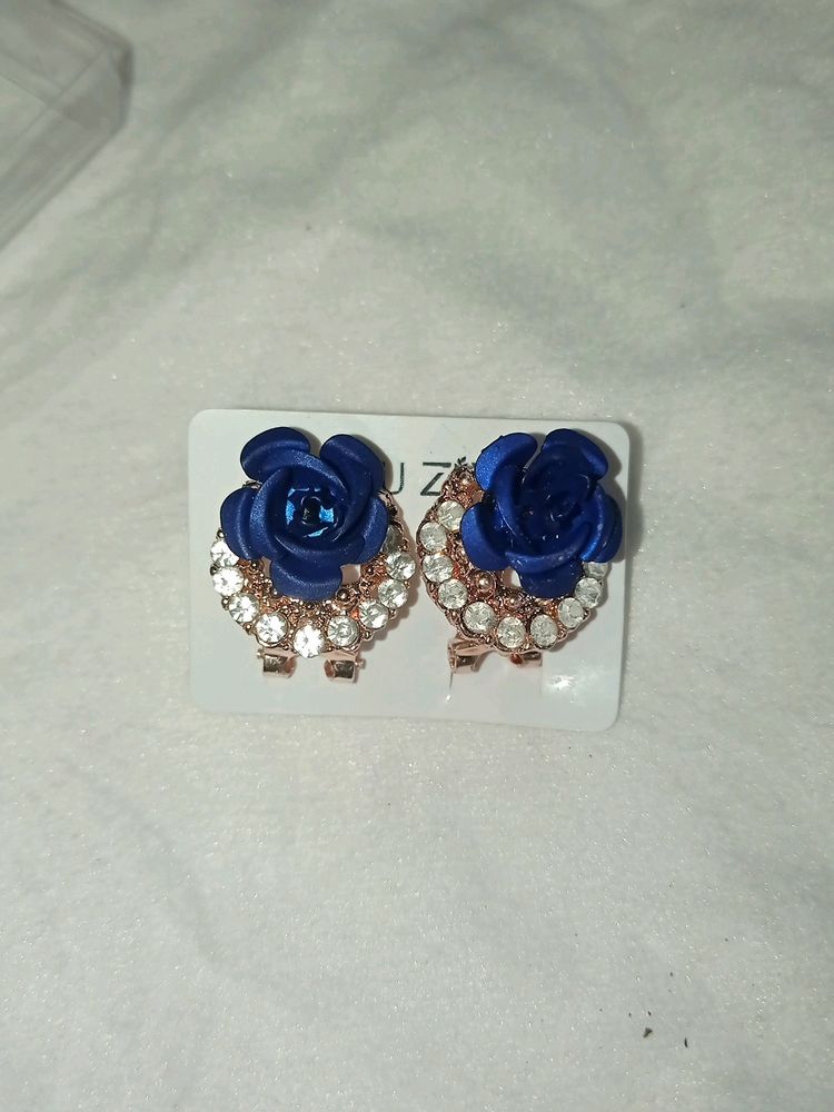 very beautiful stone studs earring