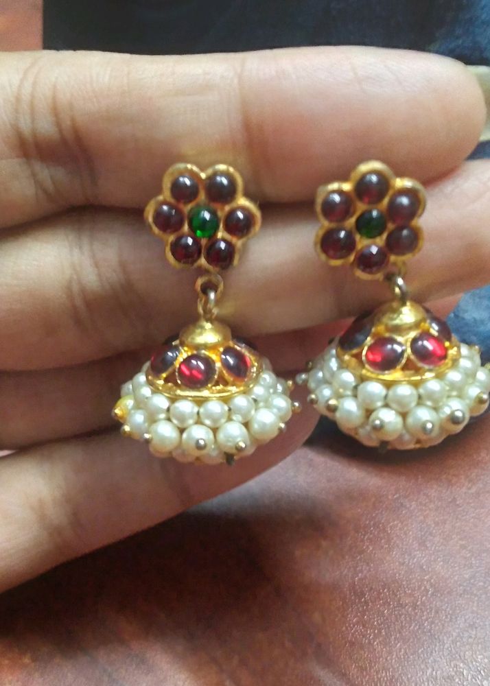 Kemp Pearl Jhumkas