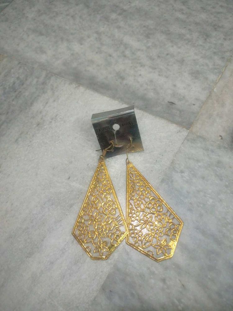 Light Weight Party Wear Earring