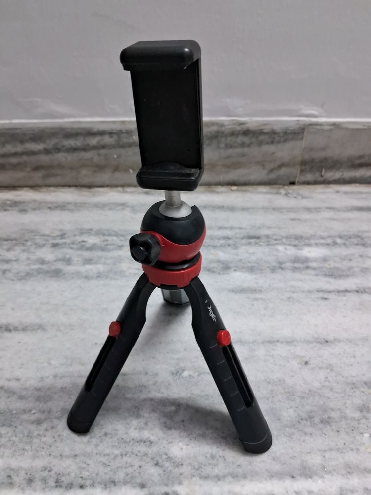 DIGITEK TRIPOD