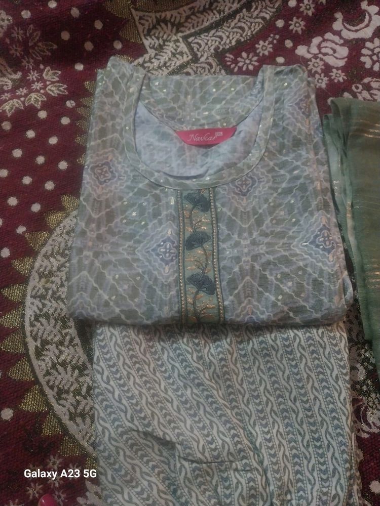 Kurta Set Light Green Pant And Duppta