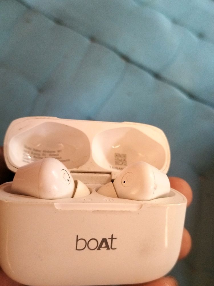 Boat Earbuds