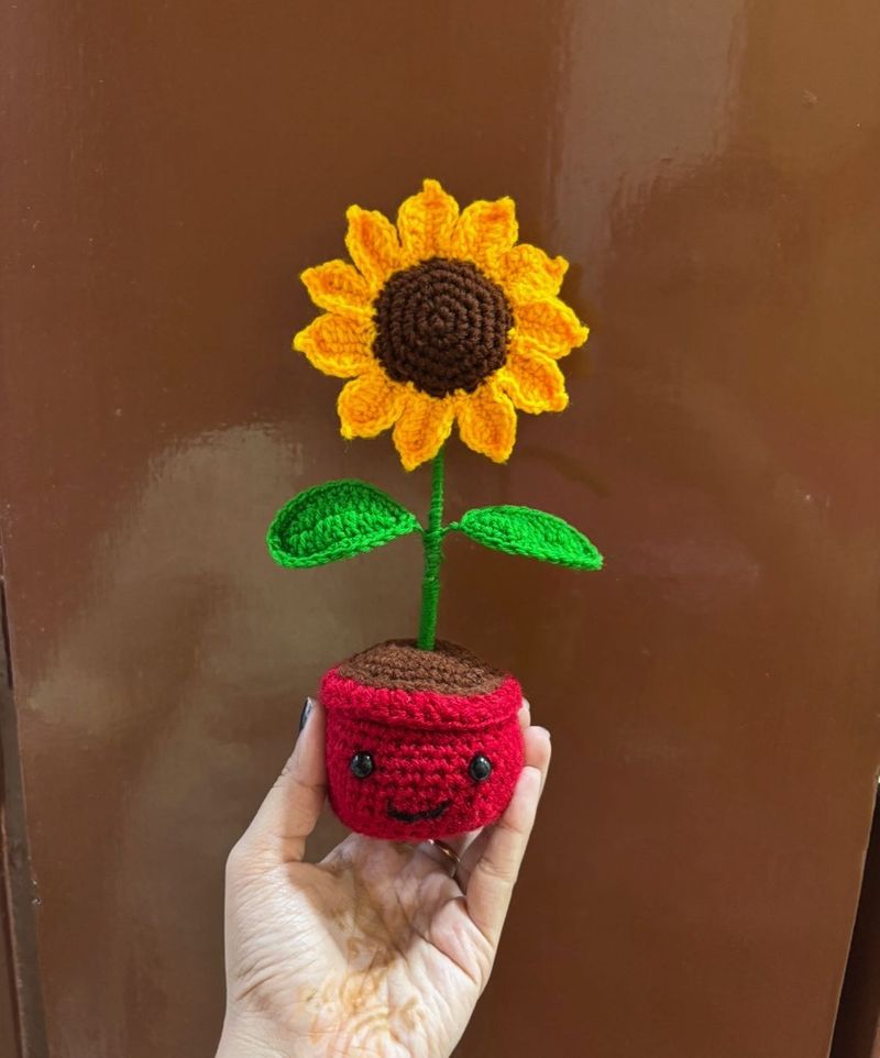 Small Sunflower Pot