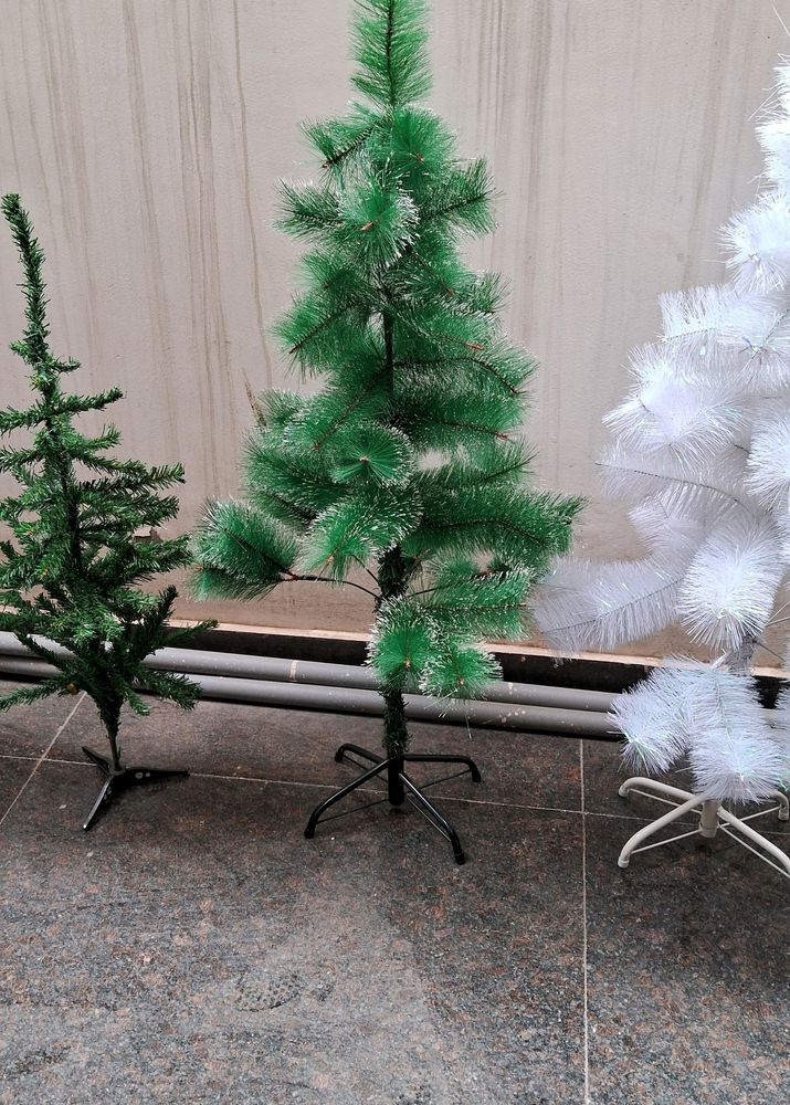 Price Drop Christmas Tree 4ft Snowpine