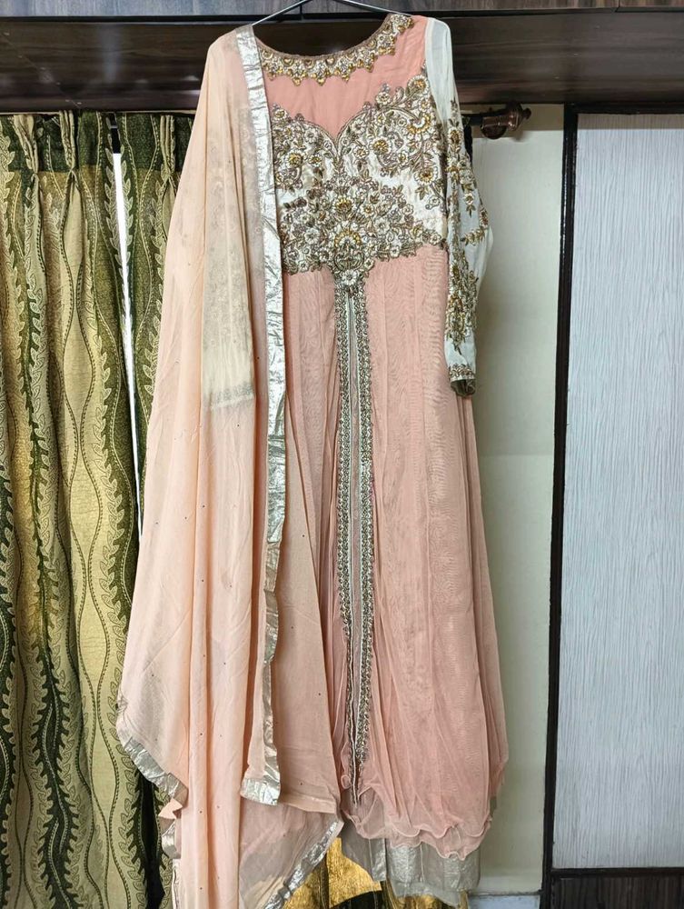 PEACH & WHITE GOWN SET