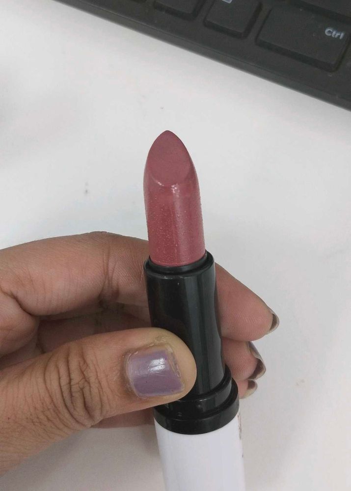 Nude Pink Lipstick From Zudio With Freebie