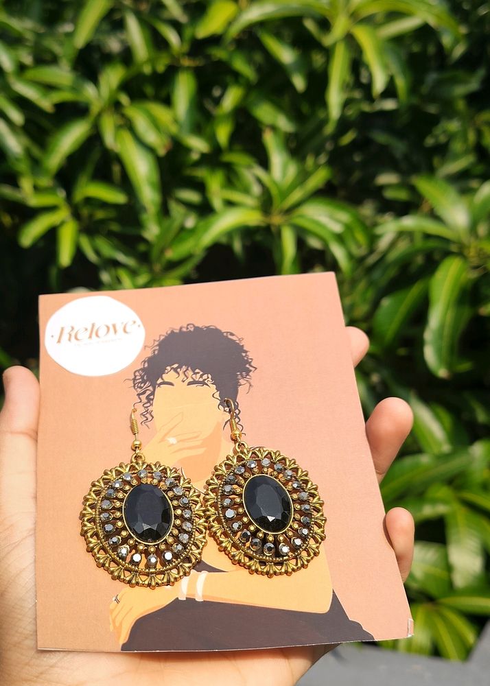 Black Fancy Earrings 🖤