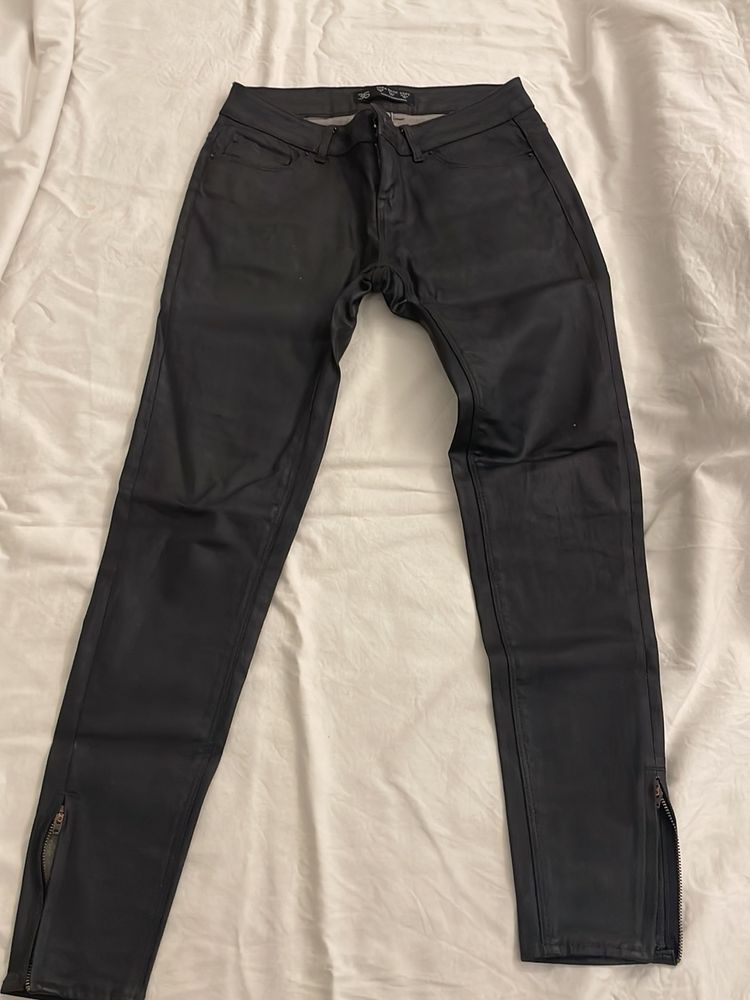 ORIGINAL ZARA low Waisted Leather Jeggings Pants