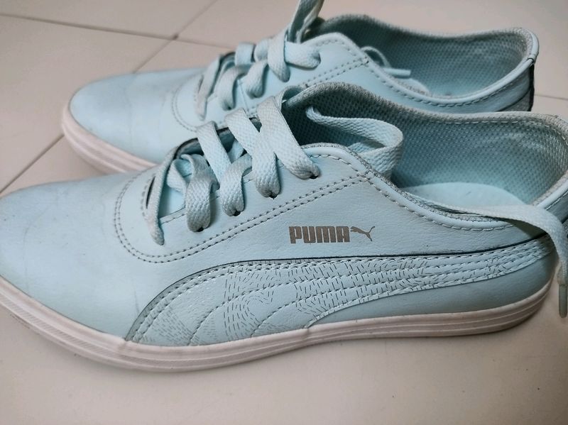 Branded Puma Shoes