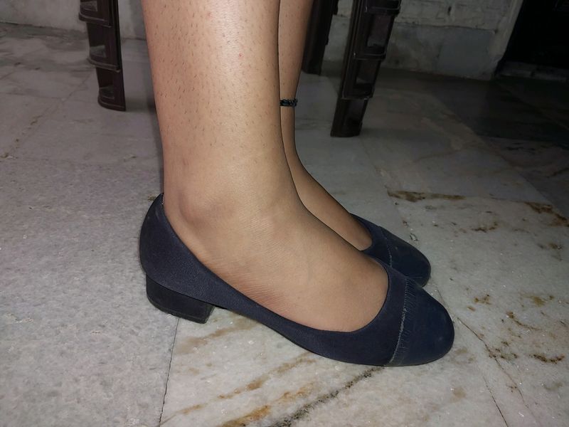 Used Navyblue Heels