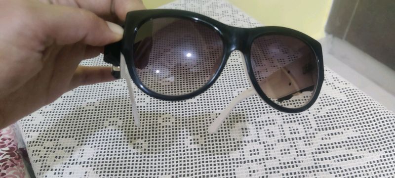 shades with UV protection