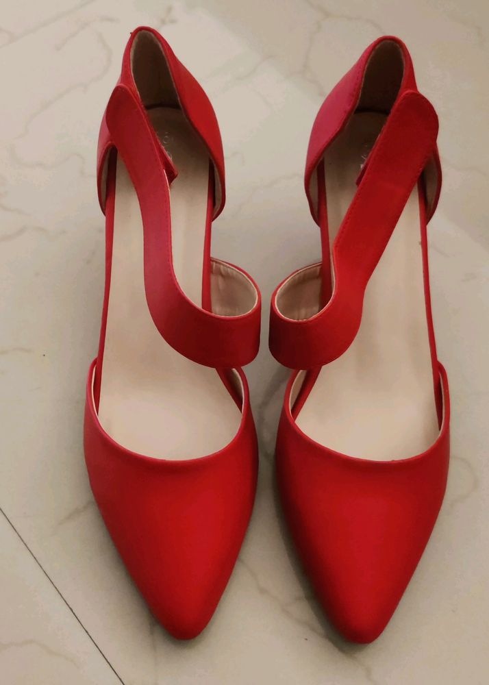 Red Kitten Heels