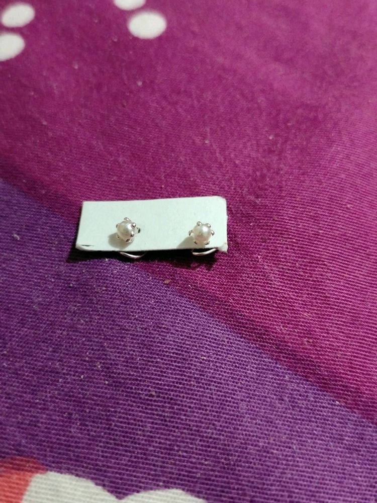 Like New Earing Pure Silver