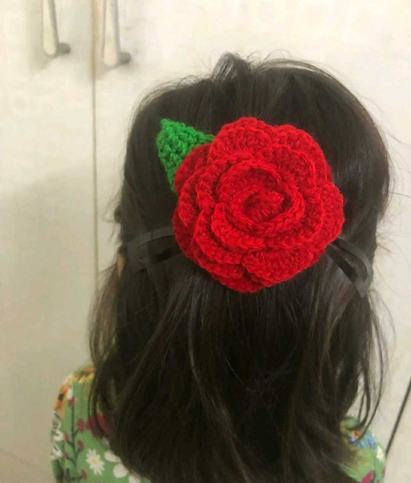 Beautiful crochet Rose Grip