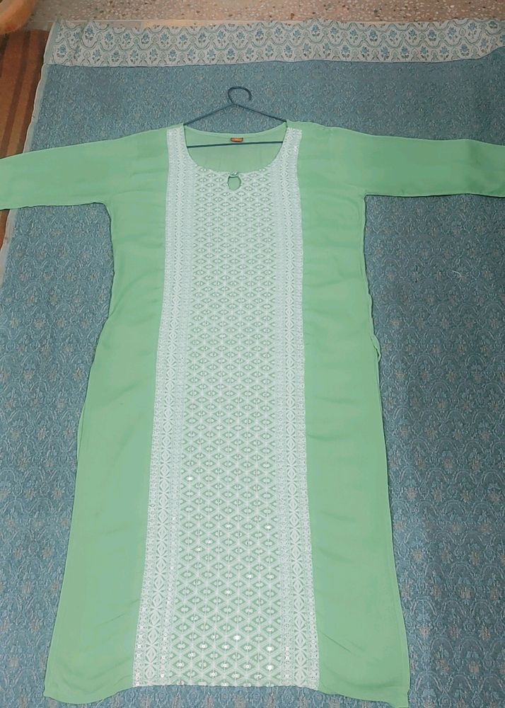 Beautiful Kurti Is Available