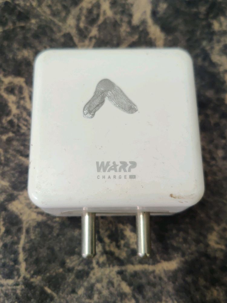 OnePlus Warp 30 Charger