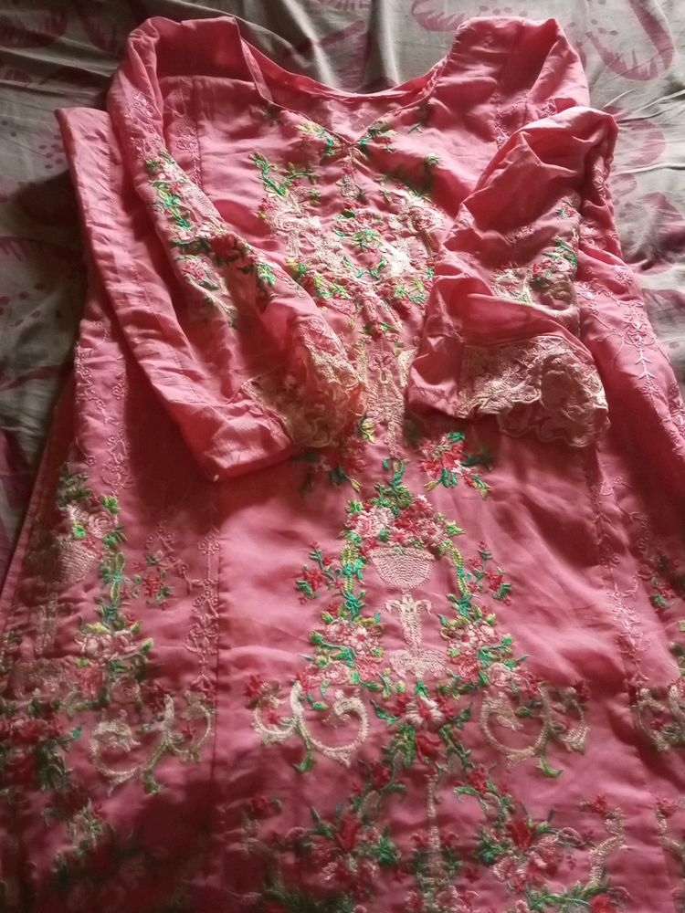 Pakistani Kurti