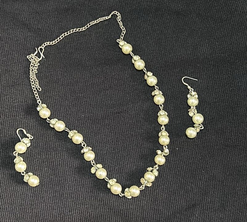 Pearl Jewellery Set