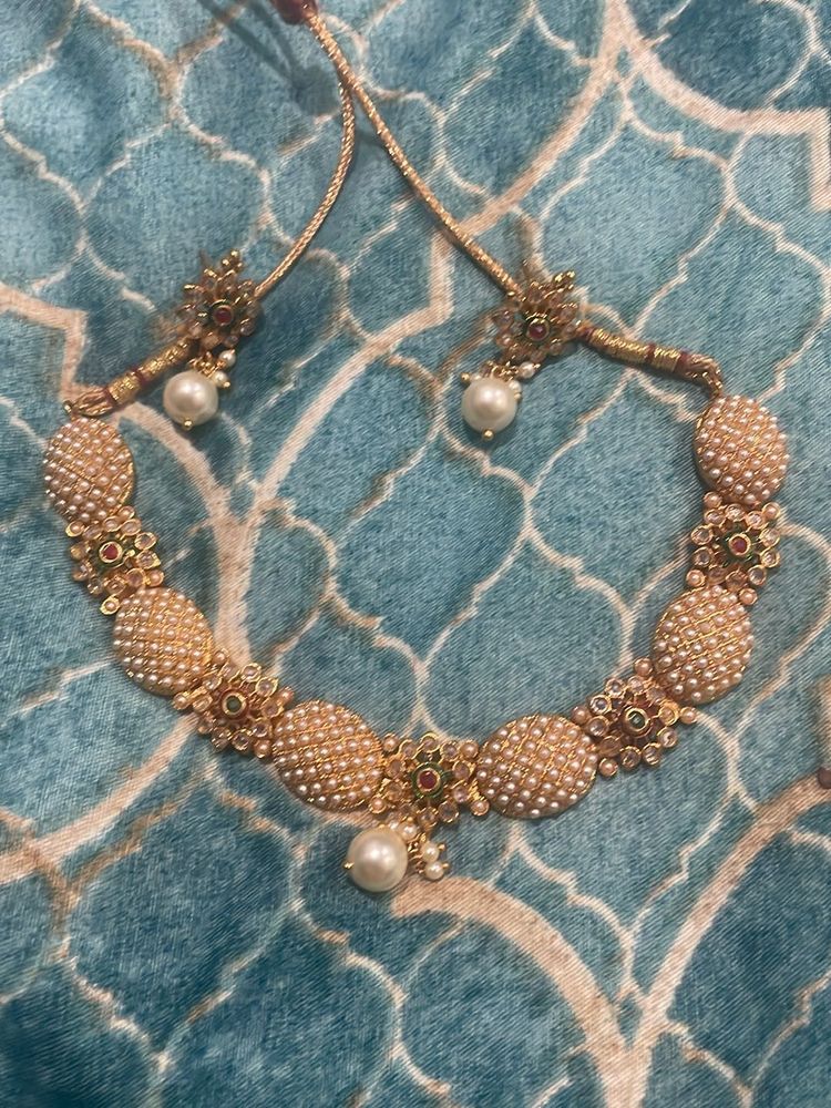 Necklace Set