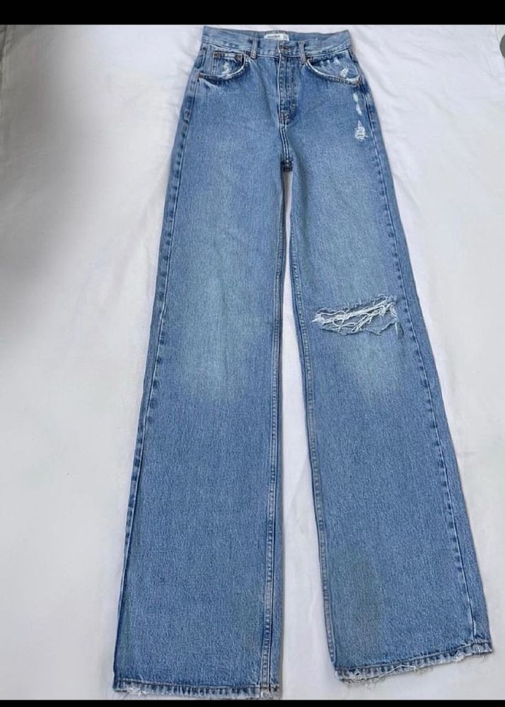 H&M Wide Leg Ripped Jeans