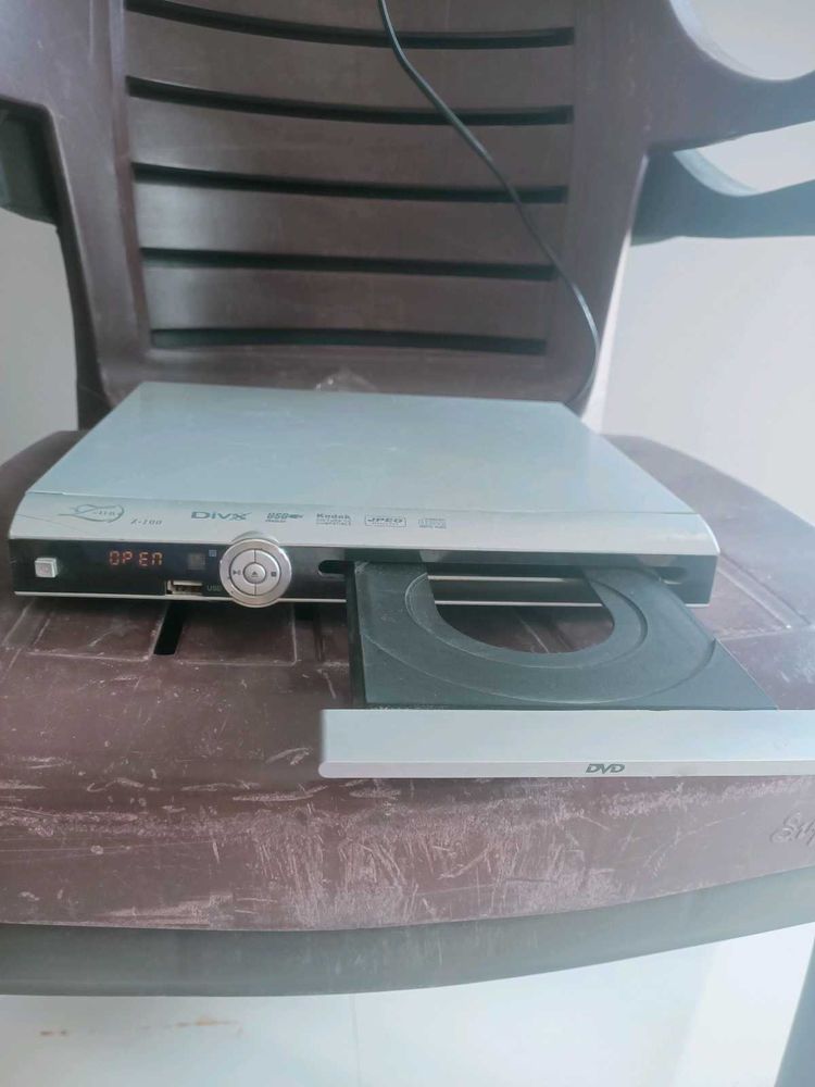 Cd ,Dvd Player