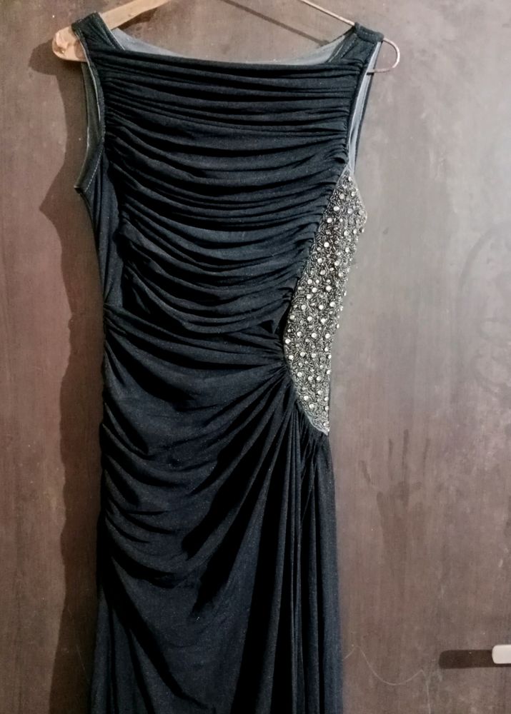 black net party gown