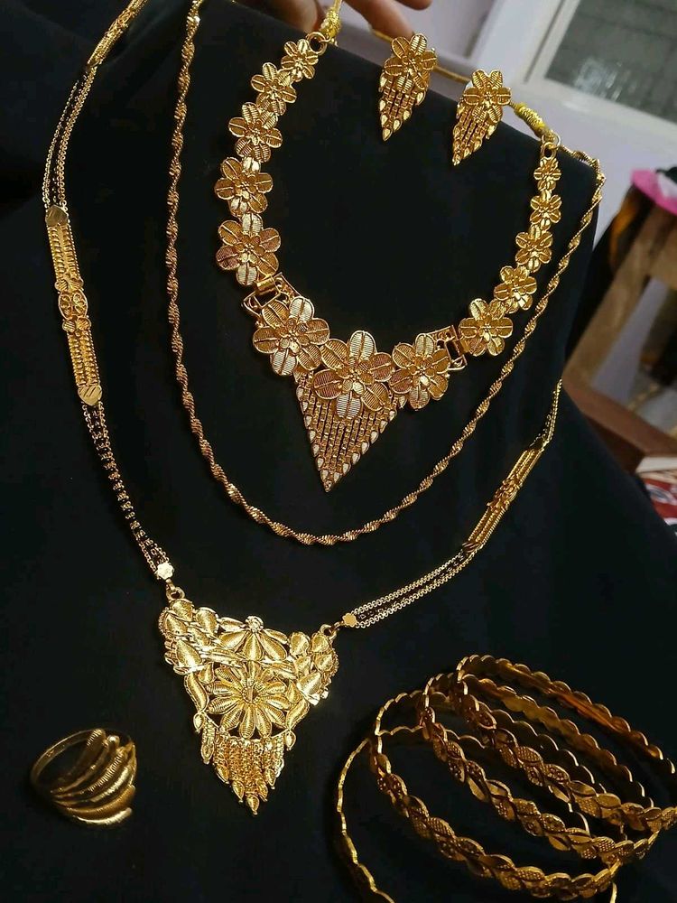 Golden Necklace Full Set