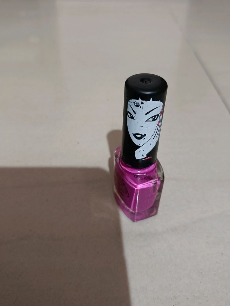 ELLE 18 Nail Polish Purple Colour