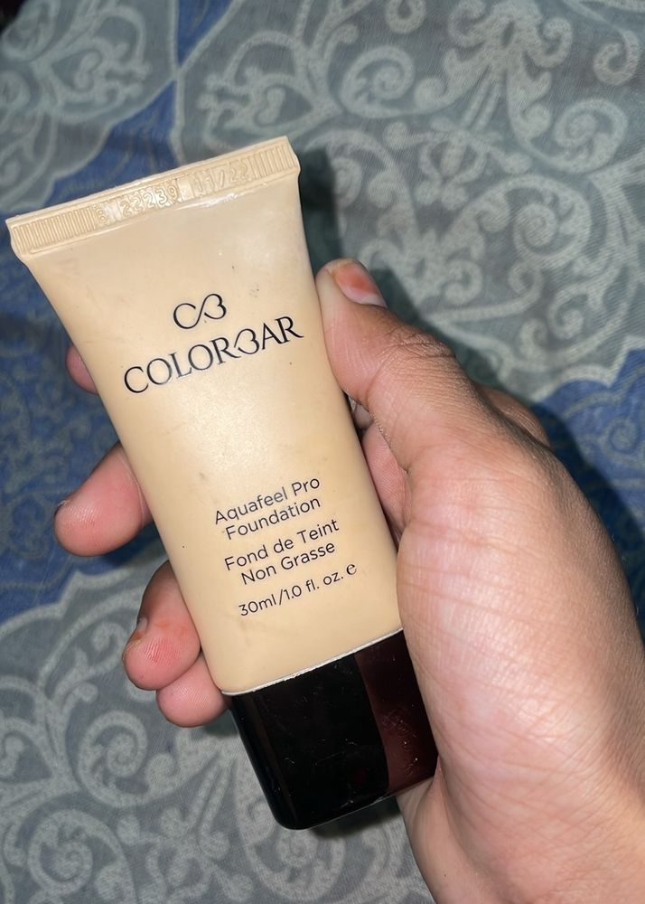 Colorbar Aqua feel Pro Foundation