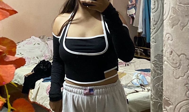 Black Crop Top With White Lining