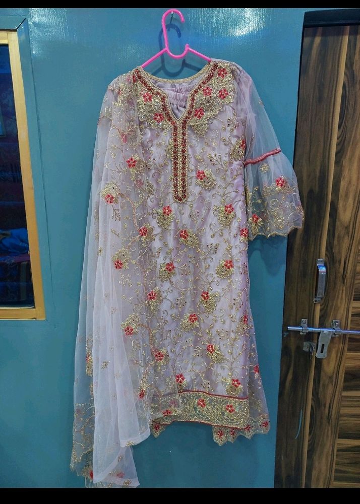 Pakistan Suit Only 500