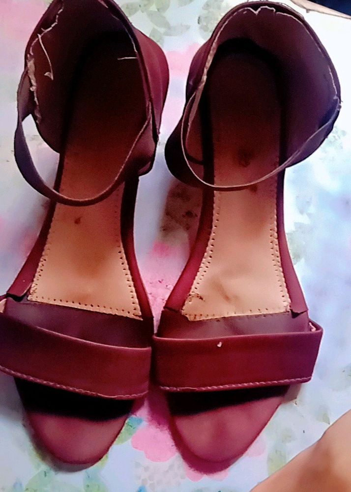 Beautiful Brown Heels 👠 Is Look Good