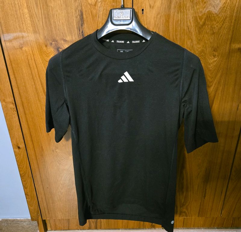 ADIDAS Oversized Cotton Tshirt