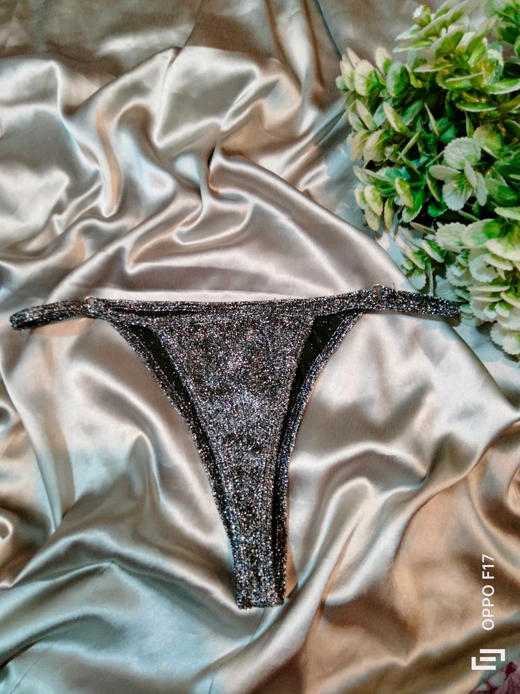 Black Silver Shimmer Thong✨🖤🤍