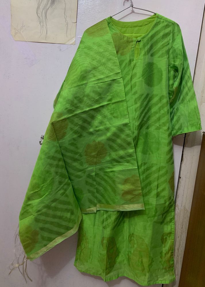 Beautiful Chanderi Green Kurta Set With Dupatta