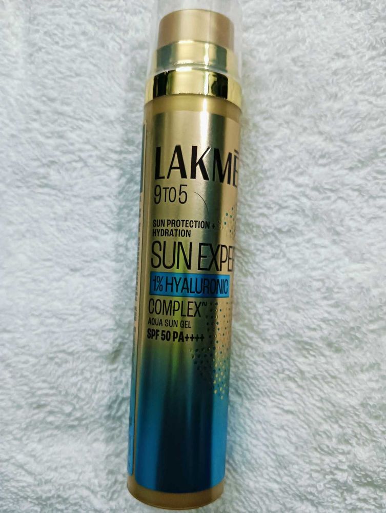 Lakme 9to5 1% Hyaluronic Acid Sunscreen