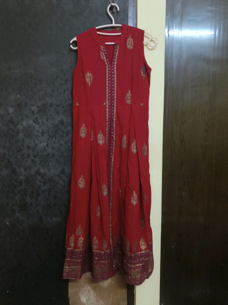 Red Front Cut Anarkali Kurti With Gold Print