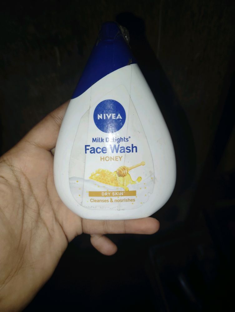 Nivea Fash Wash 100 Ml