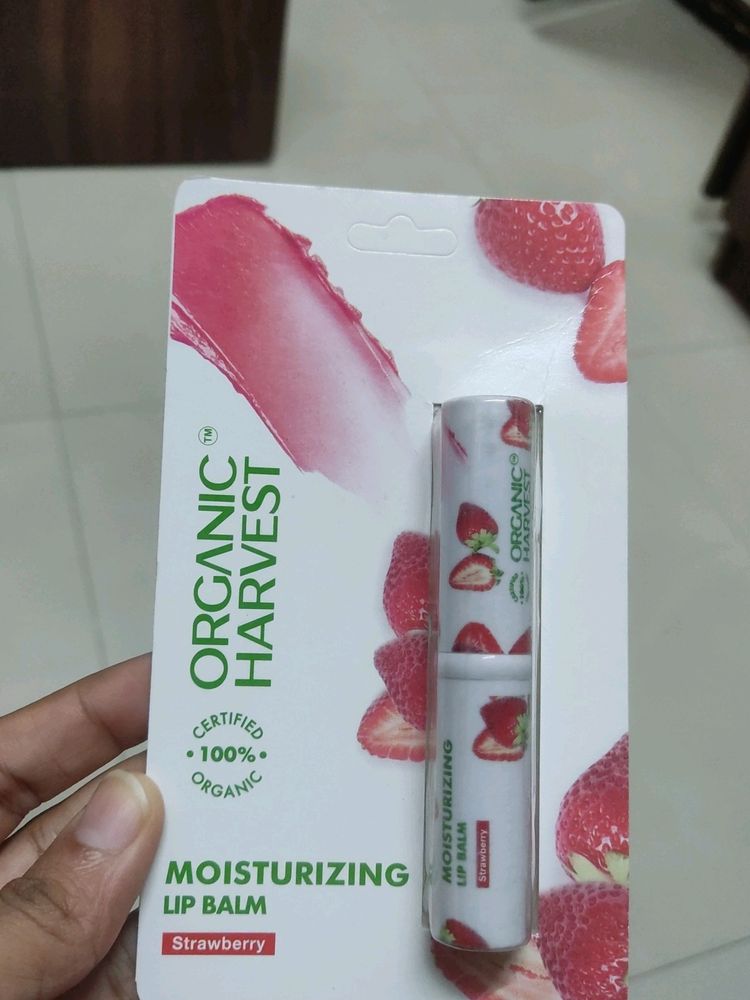 Free Delivery Organic Strawberry Lip Balm